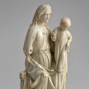  Madonna Enthroned, France, 14th cent., ivory, H. 16.5 cm, Inv. No. B 28, © Rheinisches Bildarchiv 